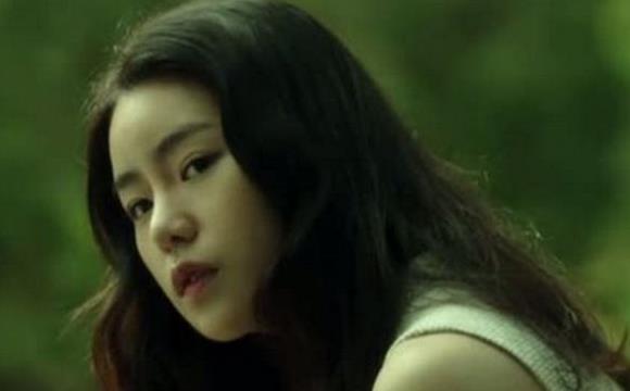 韩国r级限制电影排名：《女生宿舍》很变态，《隔壁的女孩》尺度大(2)(www.828i.com)