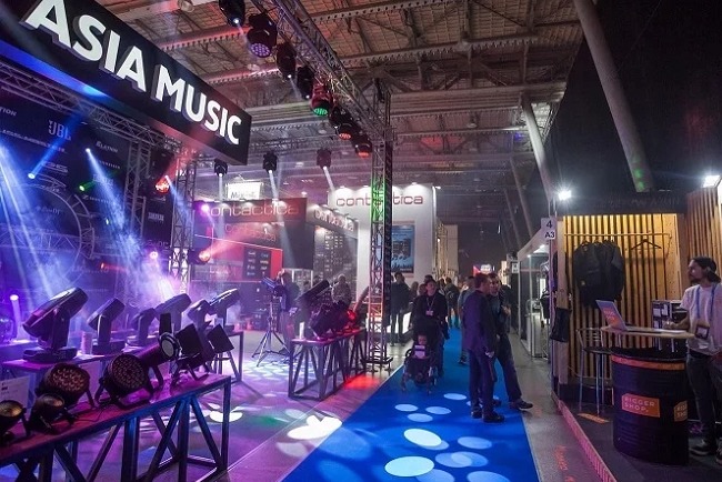 俄罗斯乐器、舞台灯光及音响设备展览会Light+Audio Music(www.828i.com)