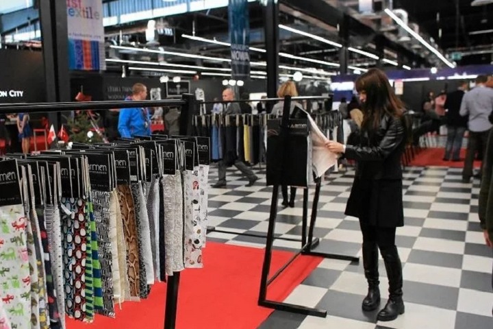 波兰国际服装、纺织面料及家用纺织展览会FAST TEXTILE(www.828i.com)