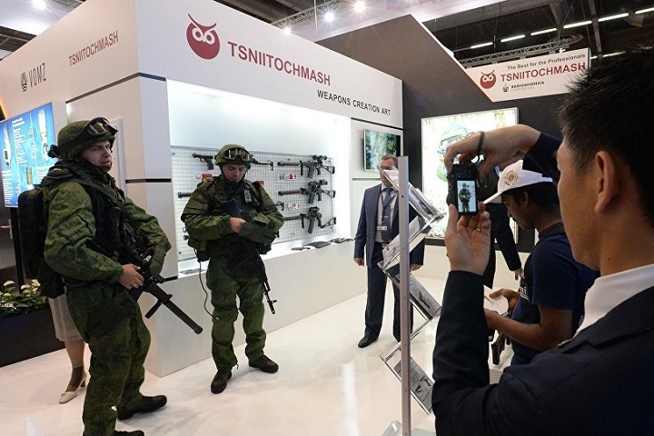 法国巴黎军警防务展览会Eurosatory(www.828i.com)