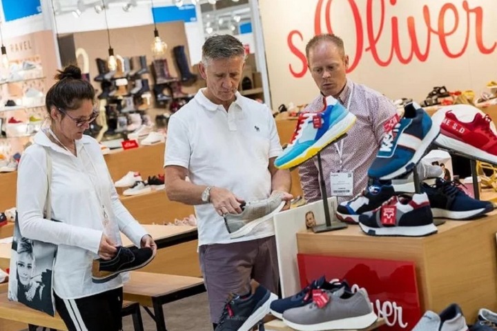 英国伯明翰国际鞋类箱包展览会春季MODA(www.828i.com)