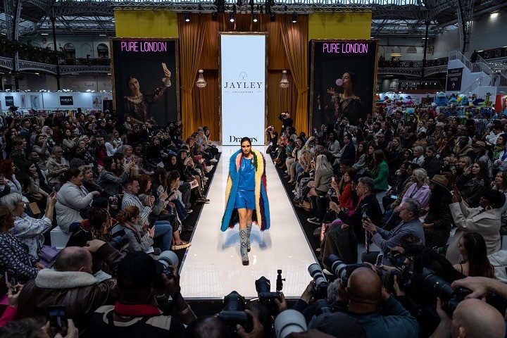 英国伦敦国际服装及面料展览会Pure London春夏(www.828i.com)