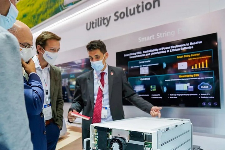 德国杜塞尔多夫太阳能展览会Solar Solutions Dusseldorf(www.828i.com)