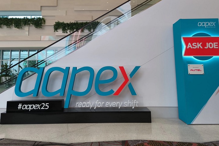 美国拉斯维加斯汽车零配件展览会（AAPEX）(www.828i.com)